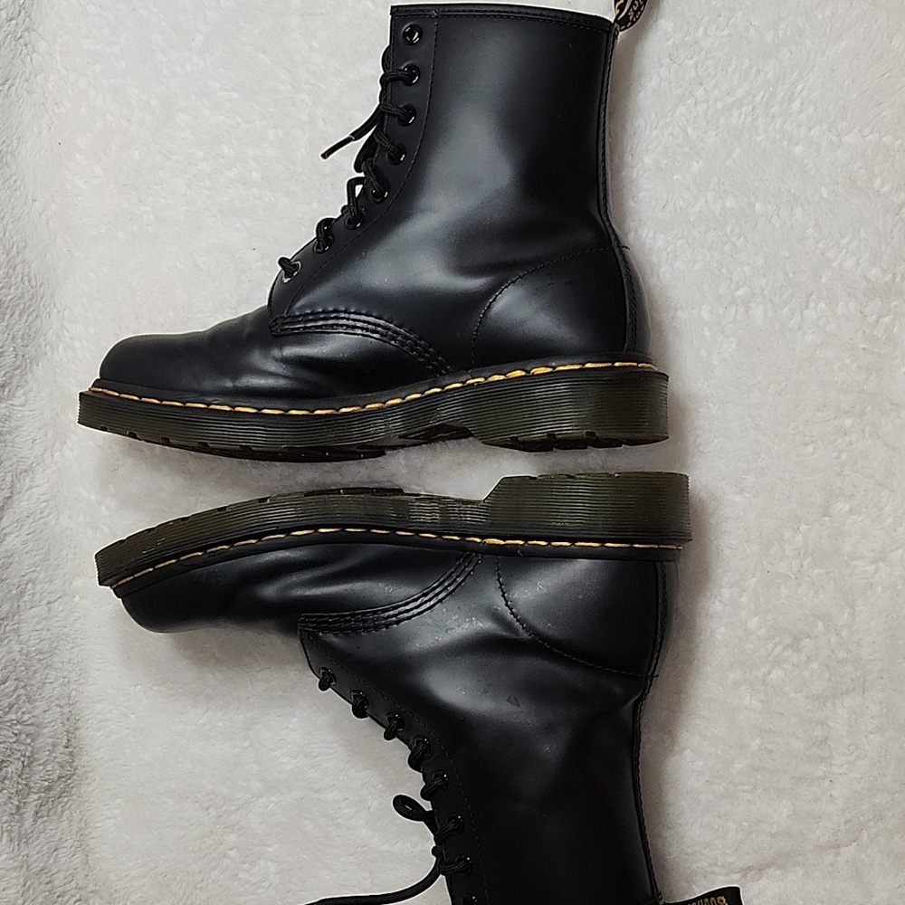Dr. Martens 1460 Smooth Leather Lace Up Non Slip Chunky  Boots 8 - Picture 10 of 16
